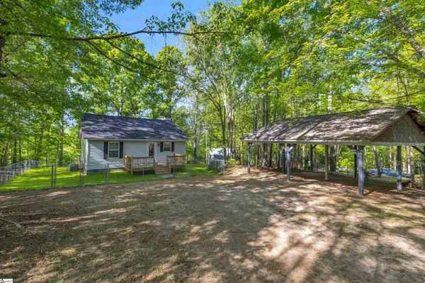 $300,000 | 425 Cochise Drive, Waterloo, SC 29384