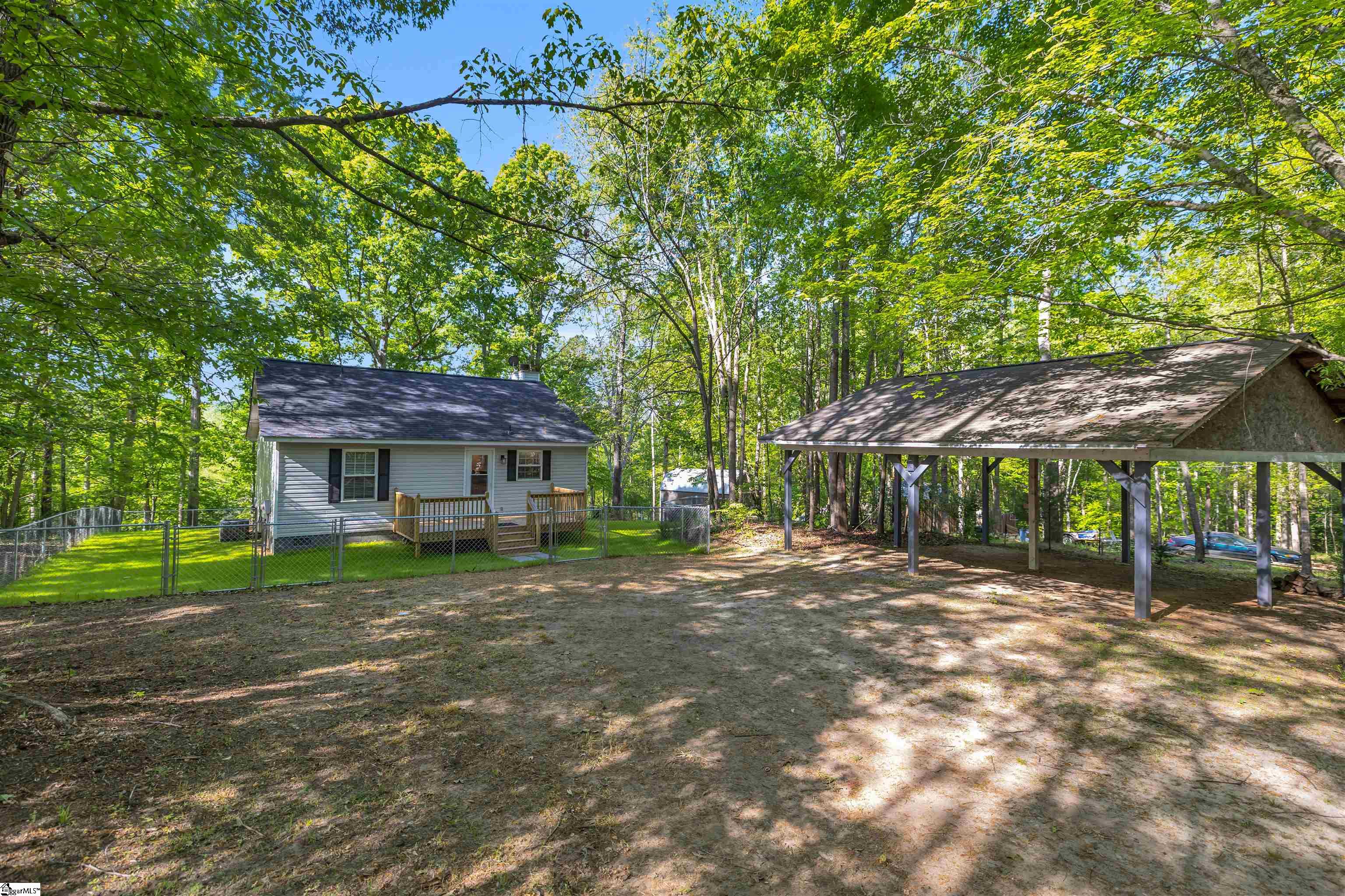 425 Cochise Drive Waterloo, SC 29384 - Photo 2 of 27