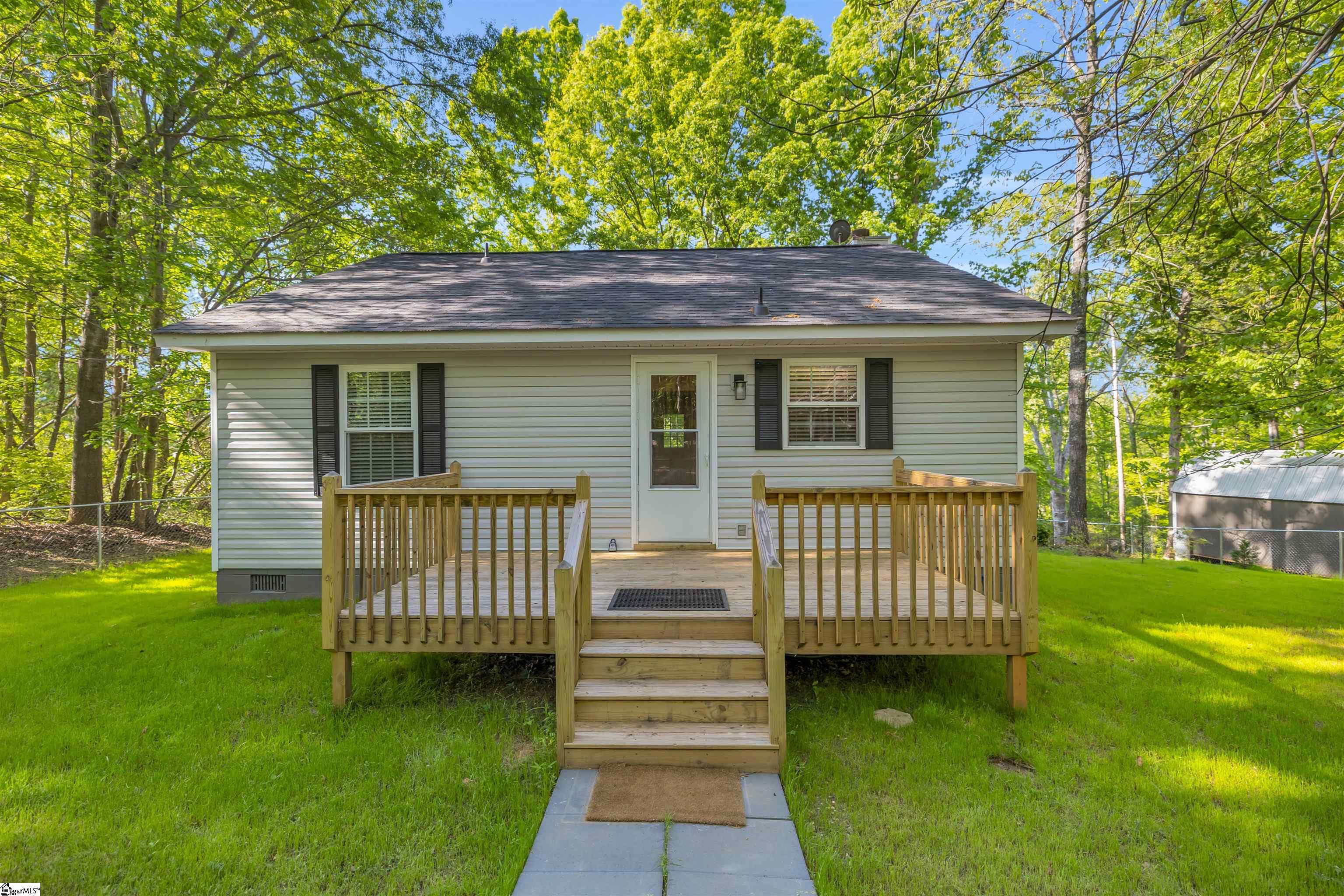 425 Cochise Drive Waterloo, SC 29384 - Photo 4 of 27