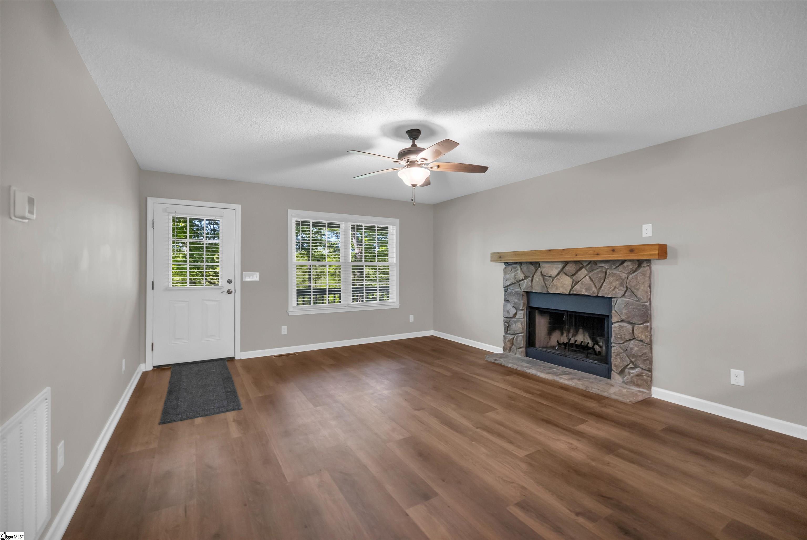 425 Cochise Drive Waterloo, SC 29384 - Photo 9 of 27