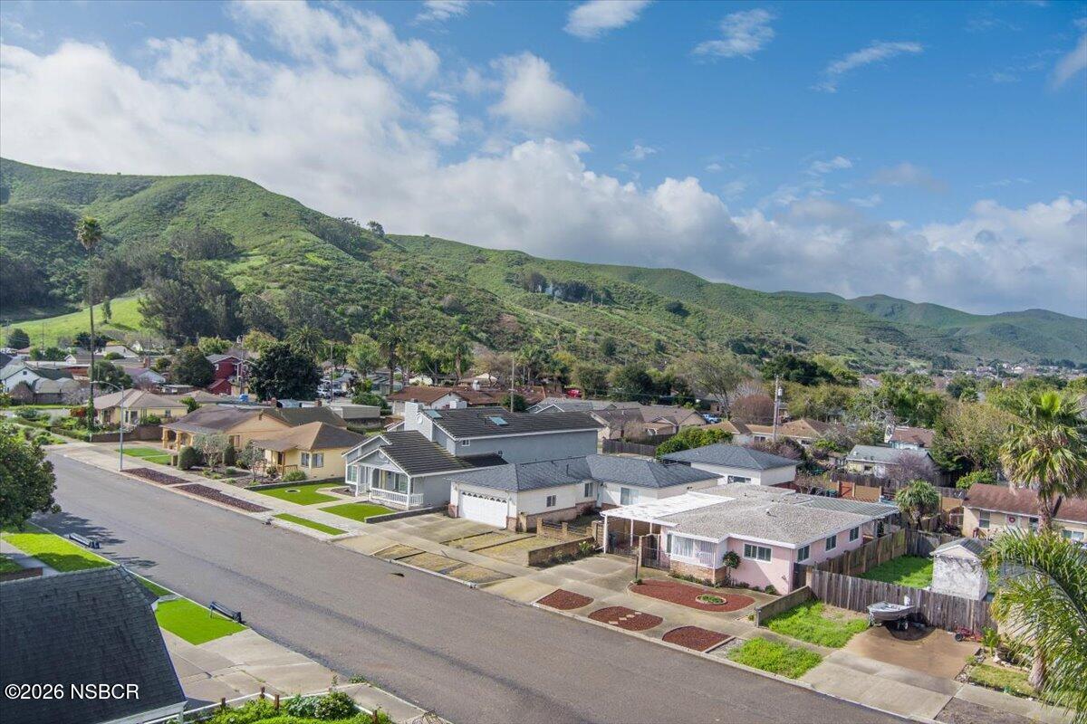 425 South J Street Lompoc, CA 93436 - Photo 12 of 43 12 neghborhood