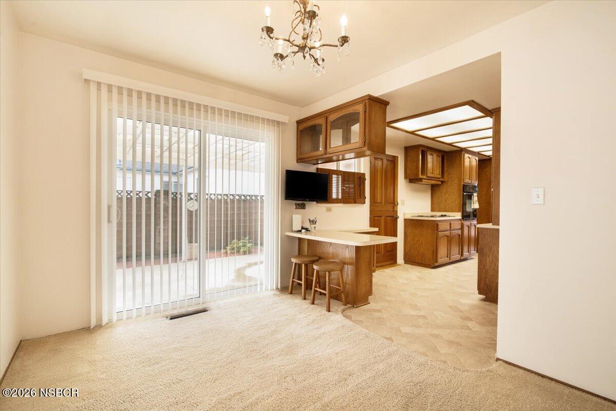 425 South J Street Lompoc, CA 93436 - Photo 17 of 43 17 Dinning rom