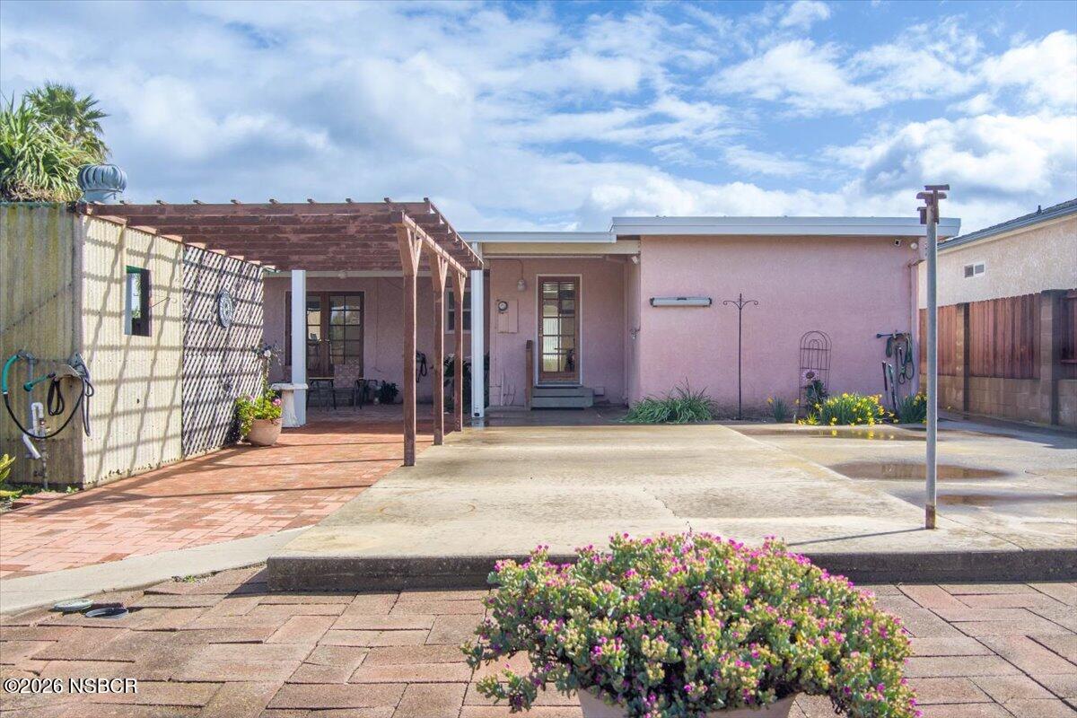 425 South J Street Lompoc, CA 93436 - Photo 37 of 43 38 backyard