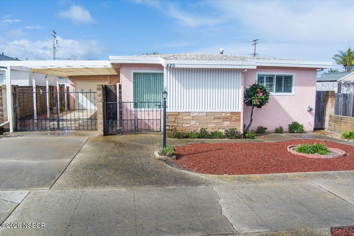 425 South J Street Lompoc, CA 93436 - Photo 5 of 43 5 front