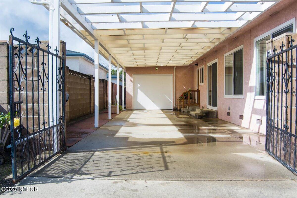 425 South J Street Lompoc, CA 93436 - Photo 8 of 43 8 front