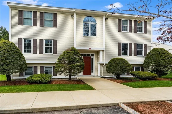 $254,500 | 7 Corduroy Road, Unit 10, Amherst, NH 03031