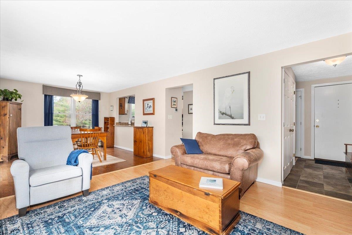 7 Corduroy Road, Unit 10 Amherst, NH 03031 - Photo 5 of 41