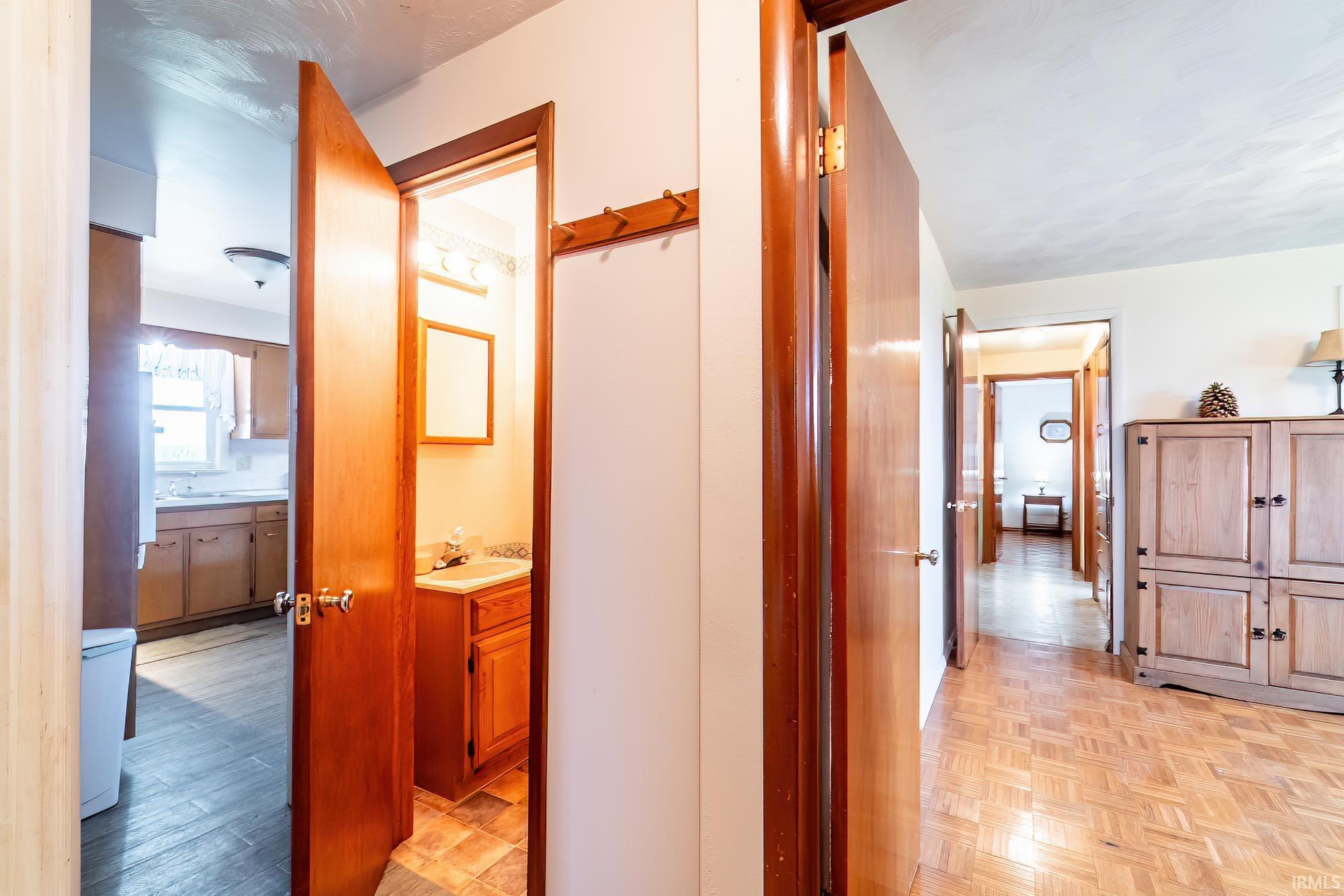12921 East Tillman Road Fort Wayne, IN 46816 - Photo 24 of 30 Gallery Image 24