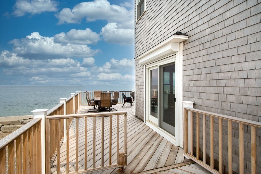 15 Lighthouse Road Scituate, MA 02066 - Photo 3 of 20