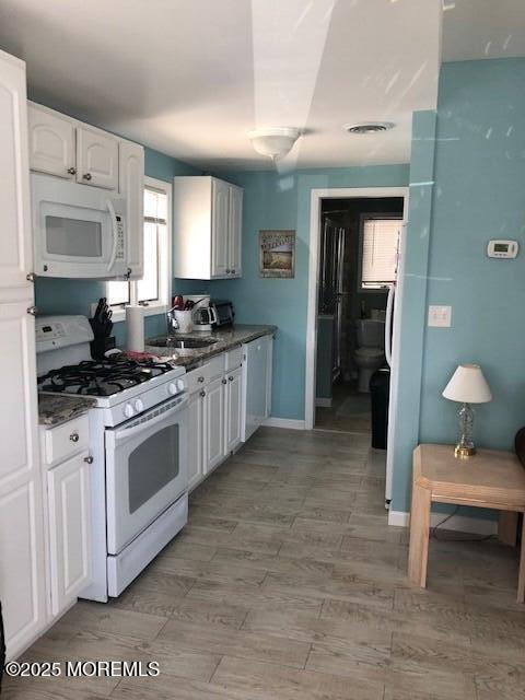 23 Guyer Avenue, Unit REAR Lavallette, NJ 08735 - Photo 3 of 7 1