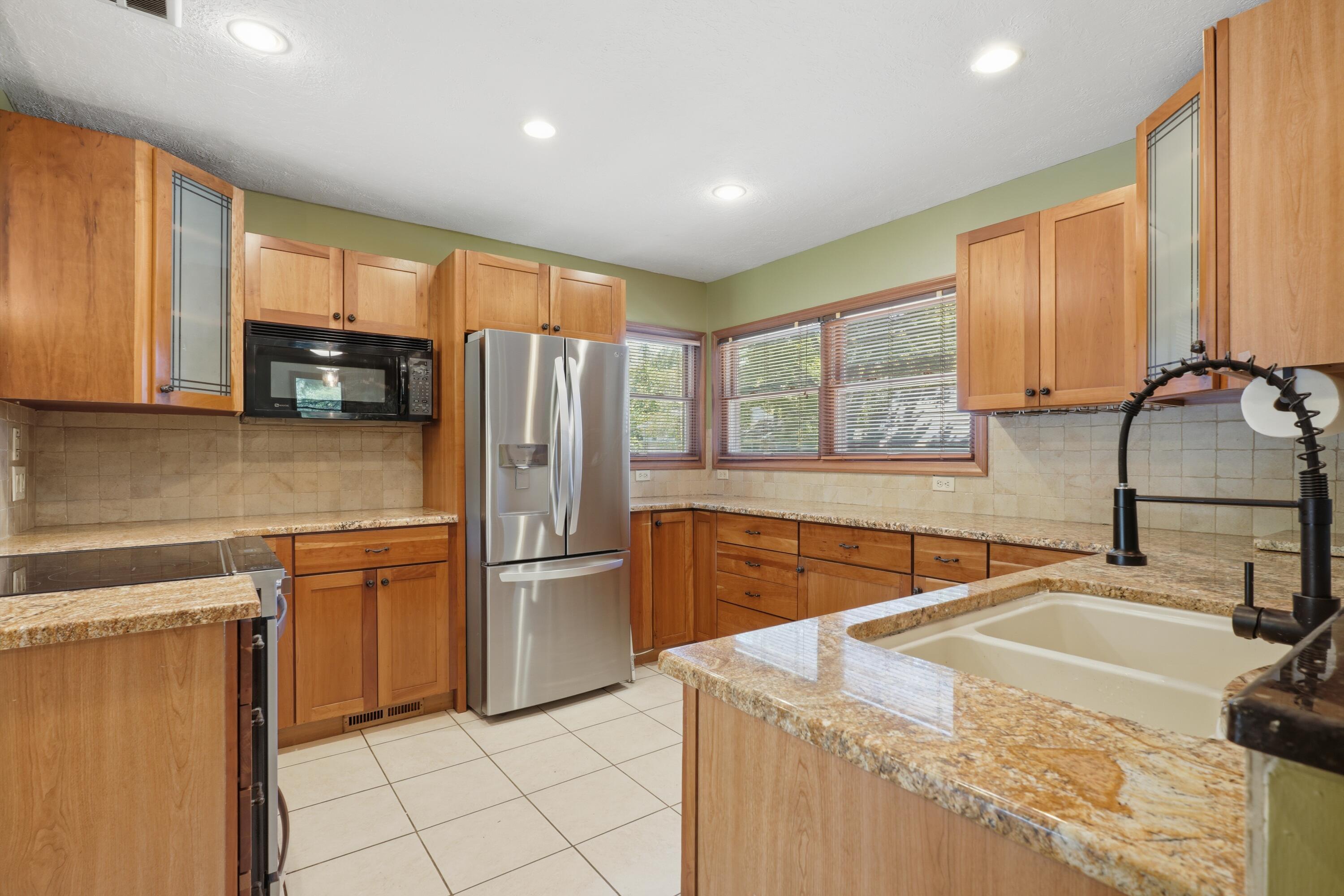 998 Afton Road Columbus, OH 43221 - Photo 17 of 49 15-print-998-afton-rd
