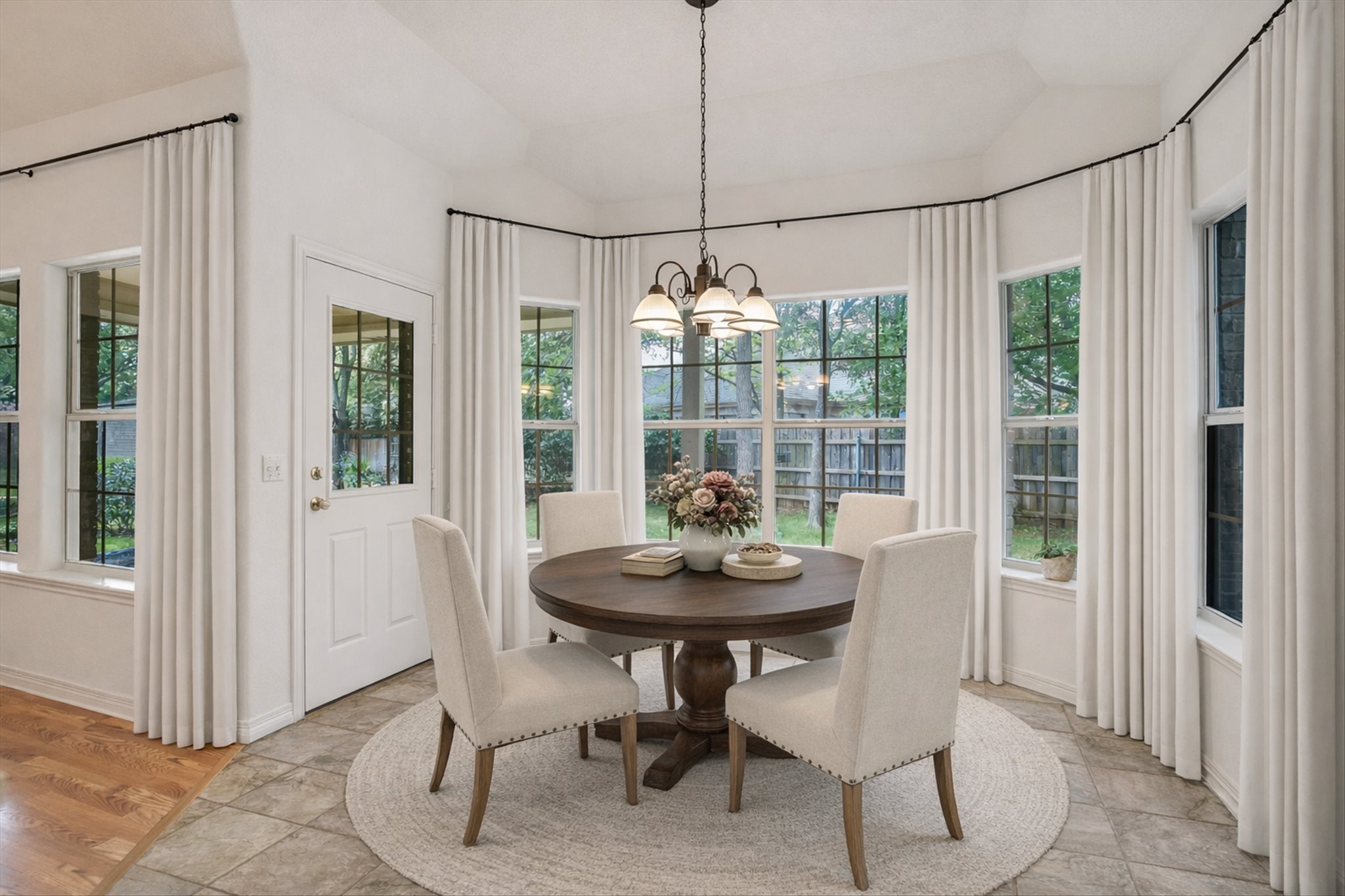 109 Stacey Cove Georgetown, TX 78628 - Photo 11 of 22 Virtually staged breakfast area.