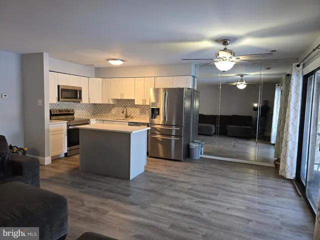 $1,985 | 9 Sheffield Drive, Marlton, NJ 08053