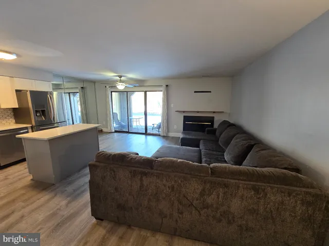 $1,985 | 9 Sheffield Drive, Marlton, NJ 08053