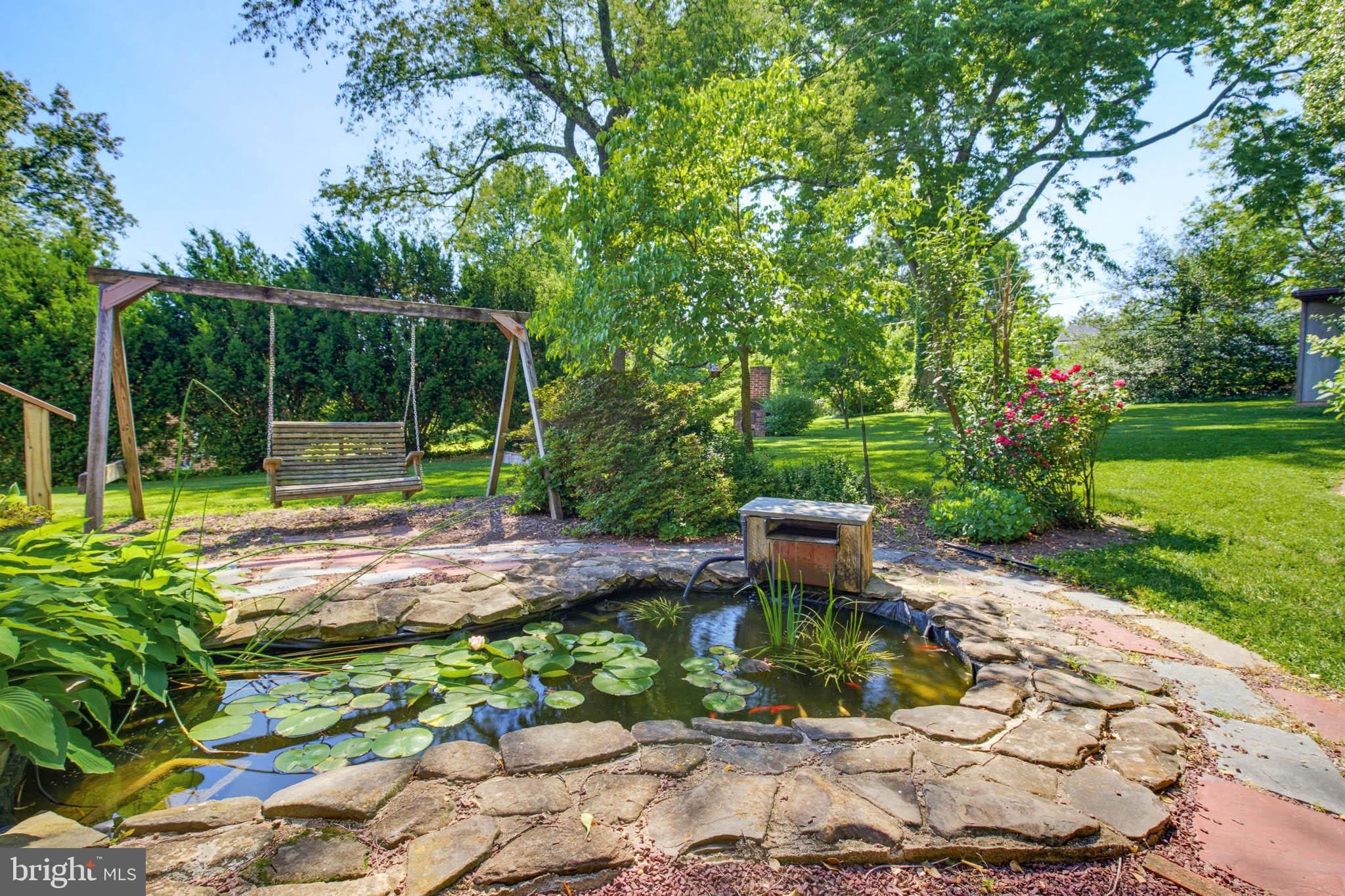 459 Waters Road York, PA 17403 - Photo 20 of 23