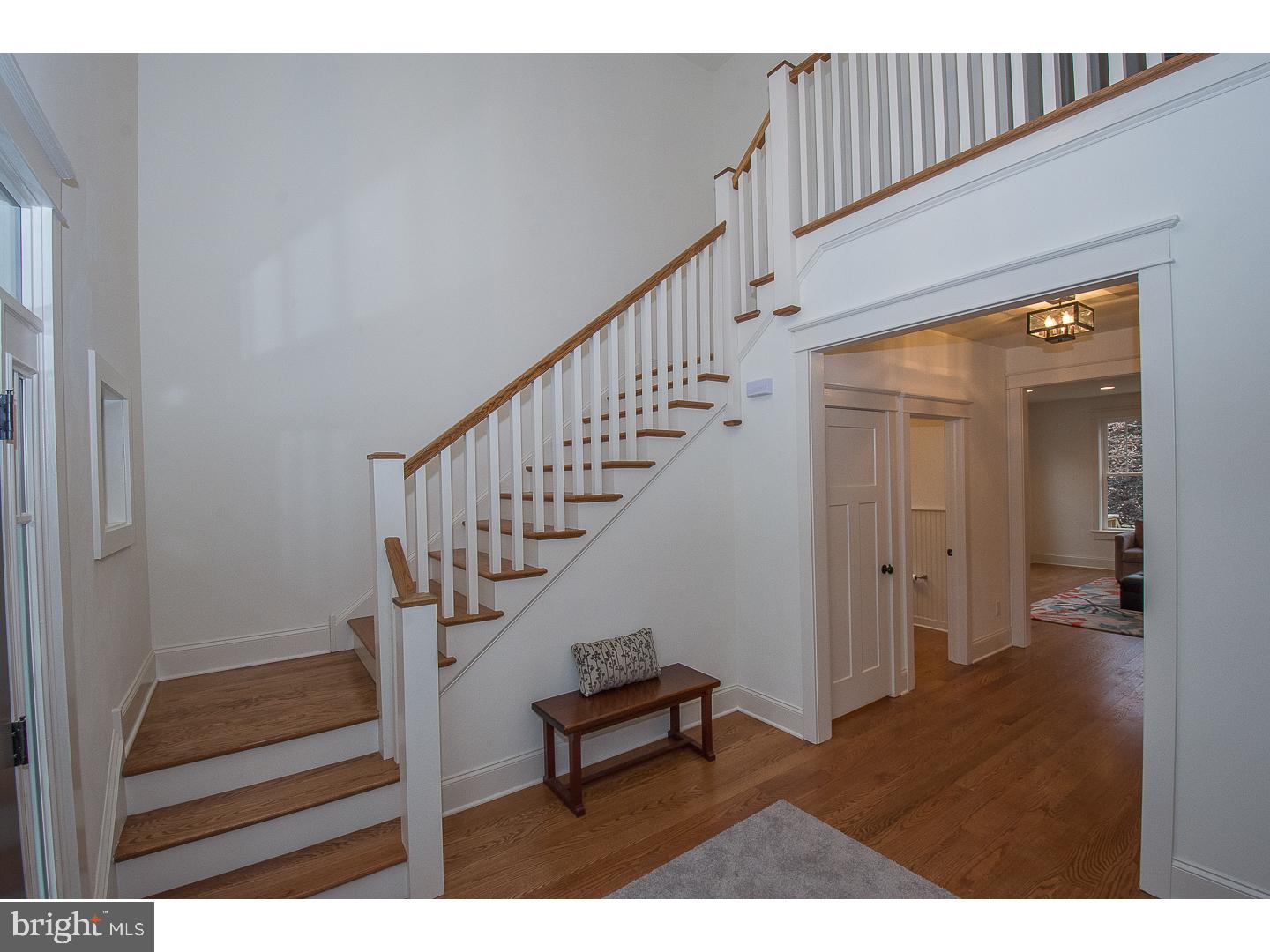 568 Mill Road Havertown, PA 19083 - Photo 3 of 23