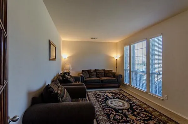 $2,850 | 12355 Ducks Landing, Frisco, TX 75033