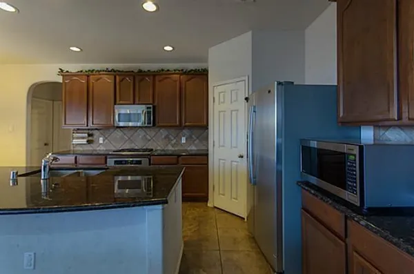 $2,850 | 12355 Ducks Landing, Frisco, TX 75033