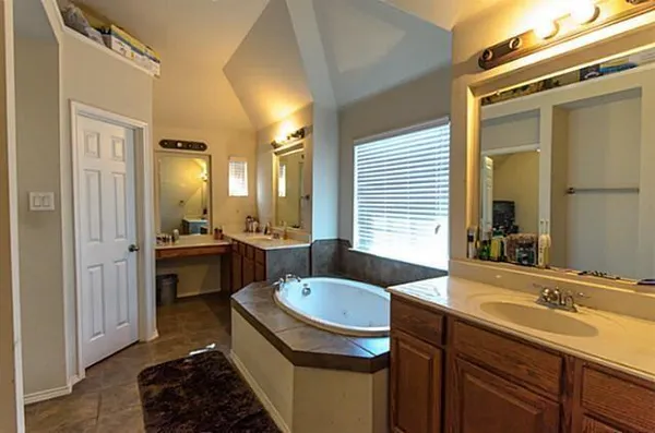 $2,850 | 12355 Ducks Landing, Frisco, TX 75033