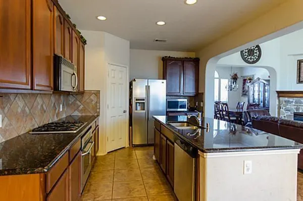 $2,850 | 12355 Ducks Landing, Frisco, TX 75033