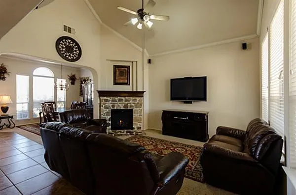 $2,850 | 12355 Ducks Landing, Frisco, TX 75033