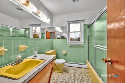 18 Dean Road Brookfield, CT 06804 - Photo 12 of 19