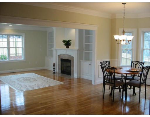 45 Grapevine Avenue Lexington, MA 02421 - Photo 3 of 6