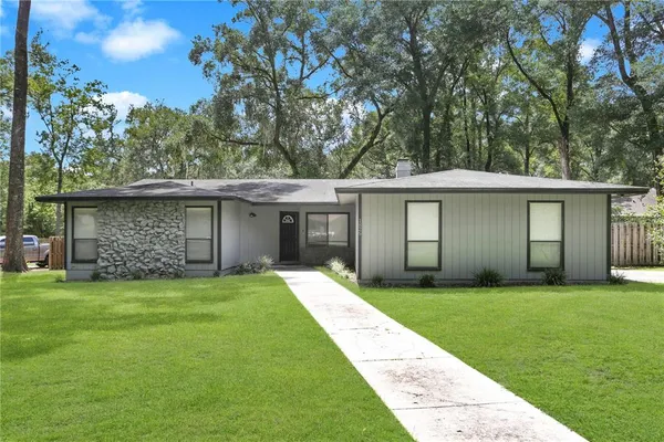 $3,000 | 1826 Southwest 80th Drive, Gainesville, FL 32607