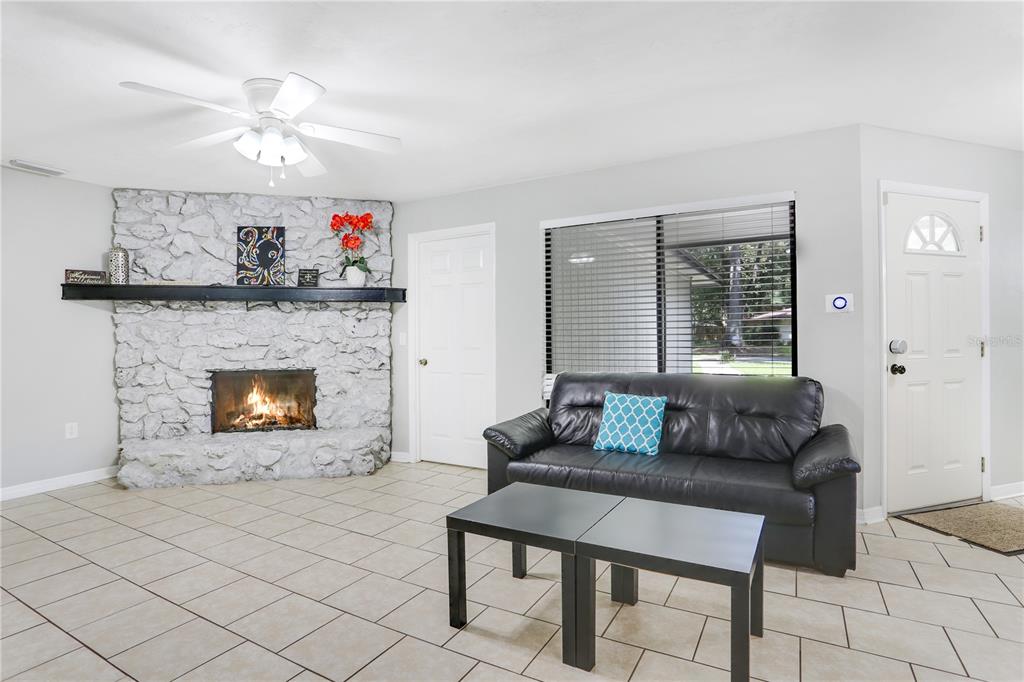 1826 Southwest 80th Drive Gainesville, FL 32607 - Photo 11 of 22