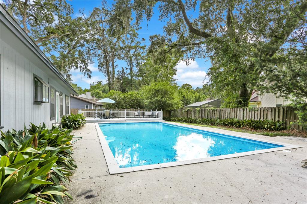 1826 Southwest 80th Drive Gainesville, FL 32607 - Photo 2 of 22