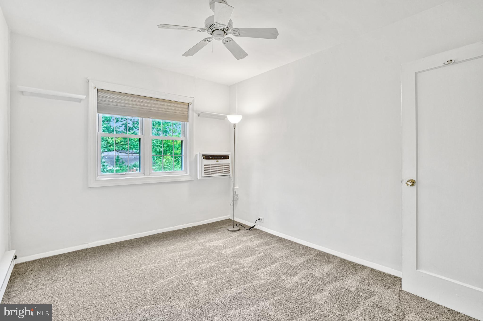 3221 Gunston Road Alexandria, VA 22302 - Photo 20 of 28 Second Bedroom