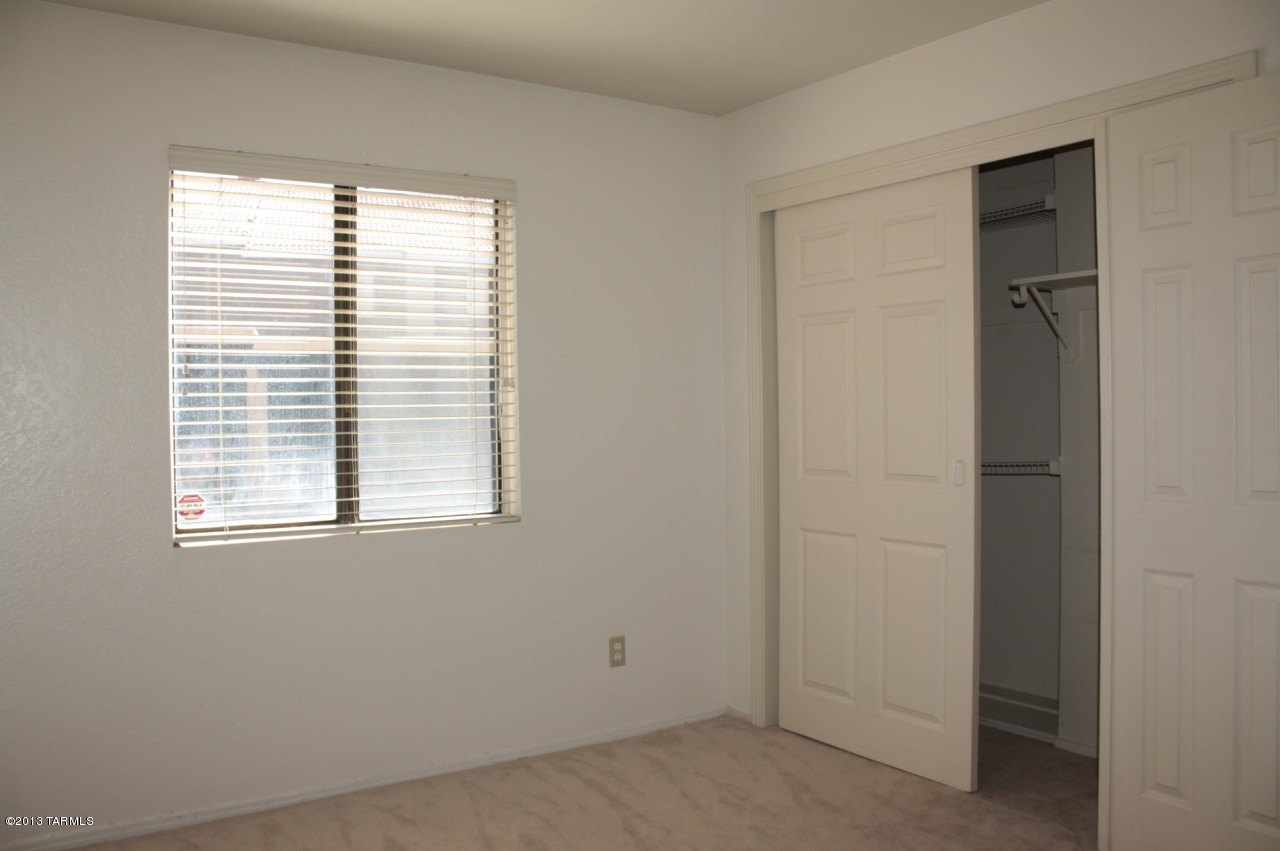 8255 North Oracle Road, Unit 107 Tucson, AZ 85704 - Photo 10 of 17