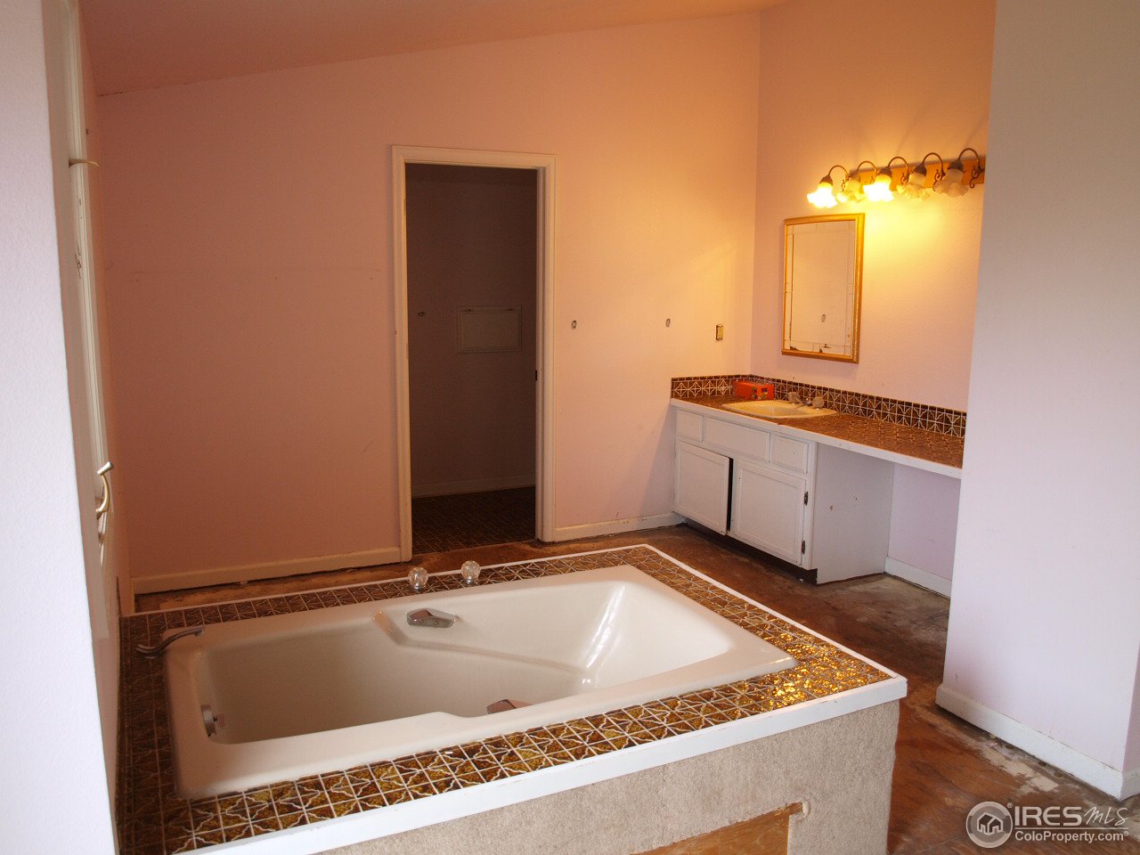 2522 Kechter Road Fort Collins, CO 80528 - Photo 17 of 24 Gallery Image 17