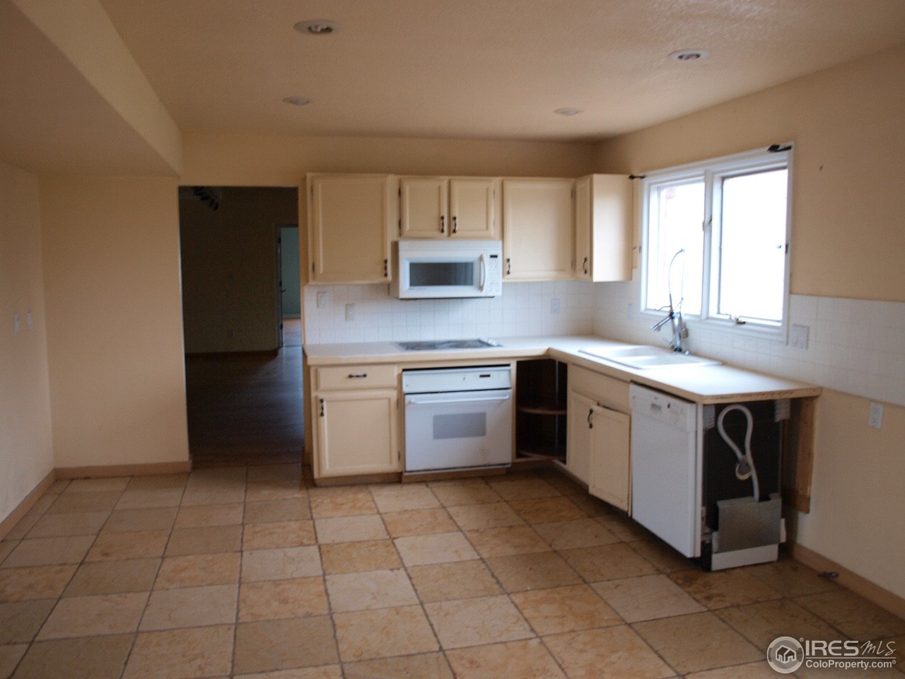 2522 Kechter Road Fort Collins, CO 80528 - Photo 6 of 24 Gallery Image 6