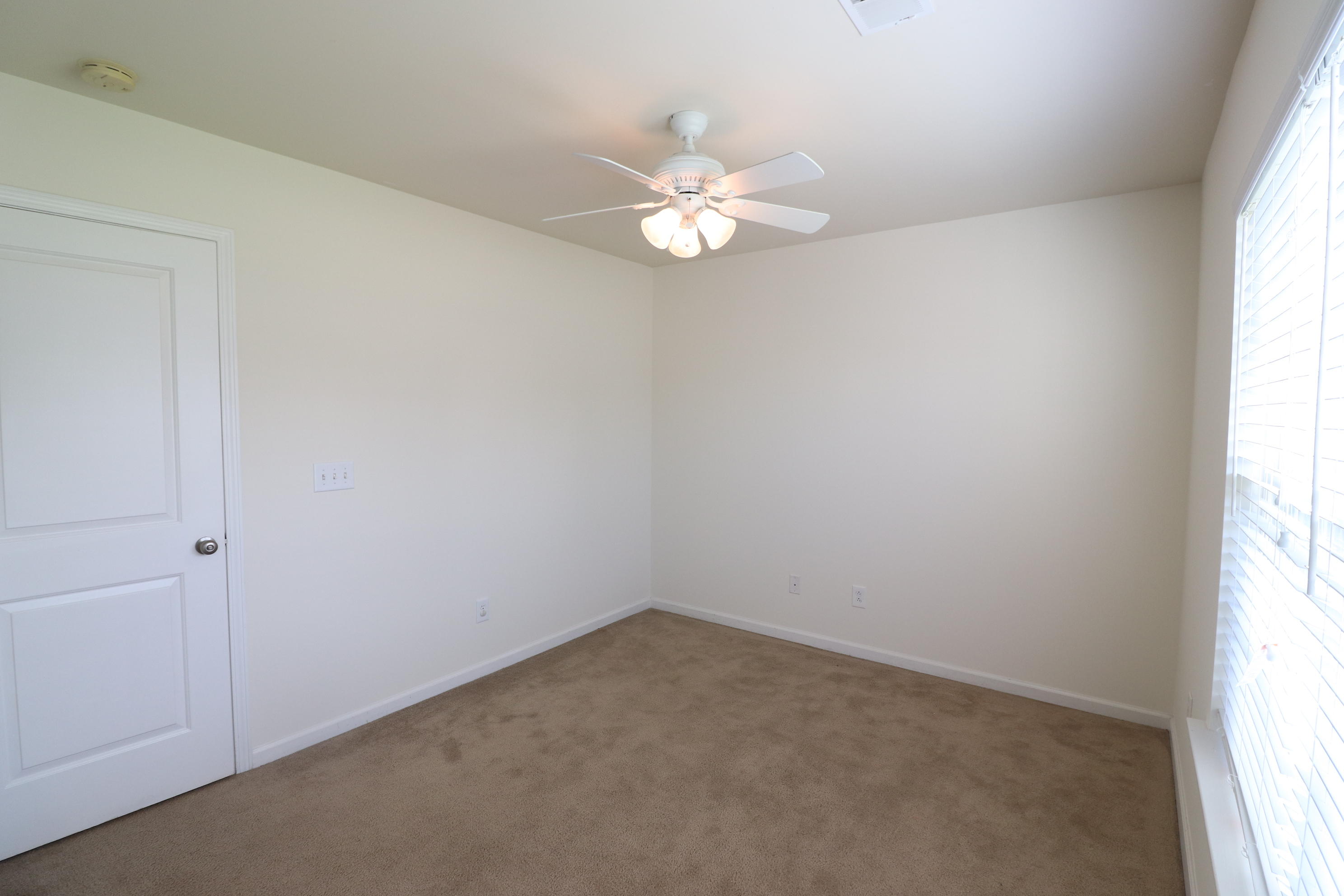 8012 Henderson Road Summerville, SC 29483 - Photo 13 of 23 IMG_7582