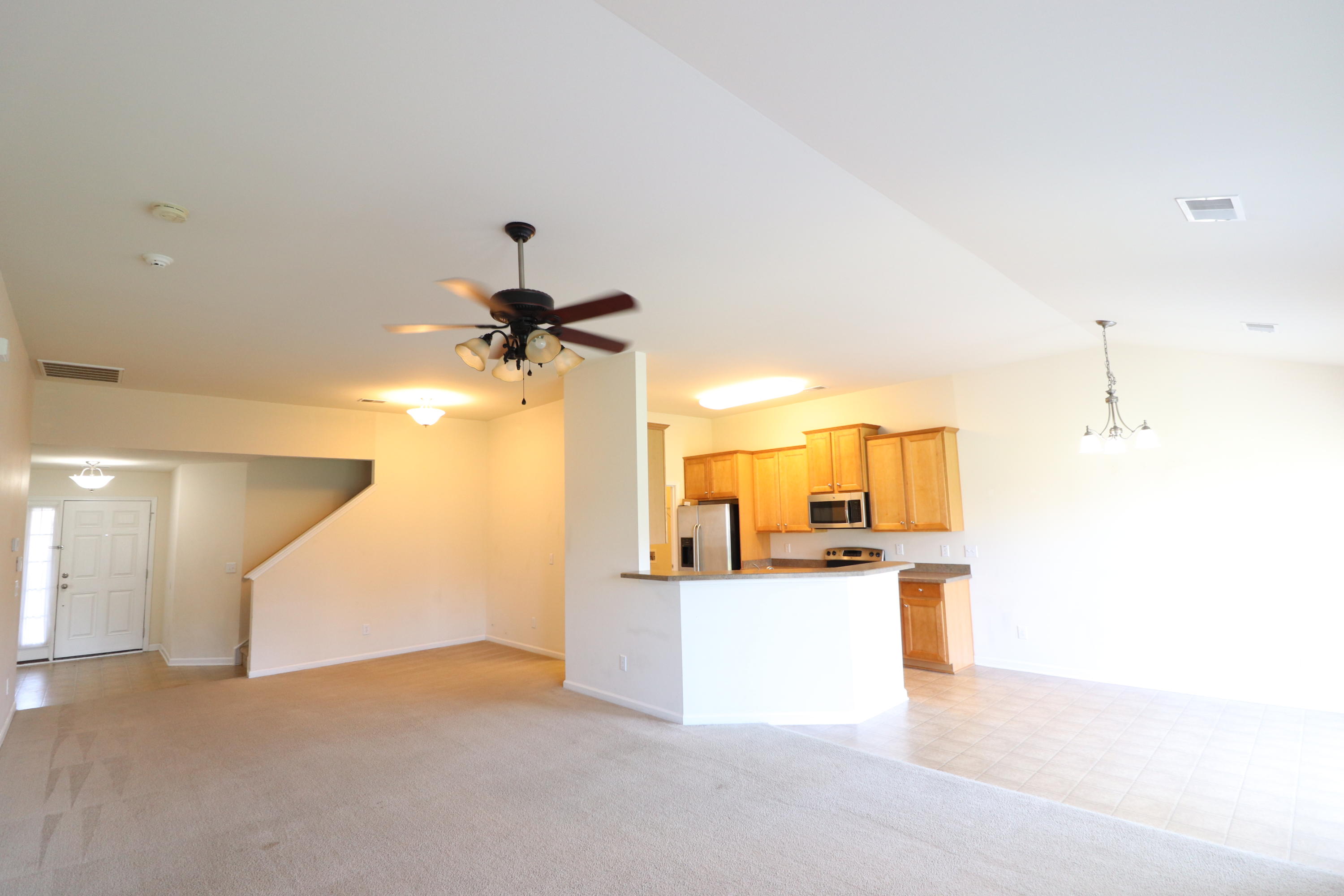 8012 Henderson Road Summerville, SC 29483 - Photo 5 of 23 IMG_0002