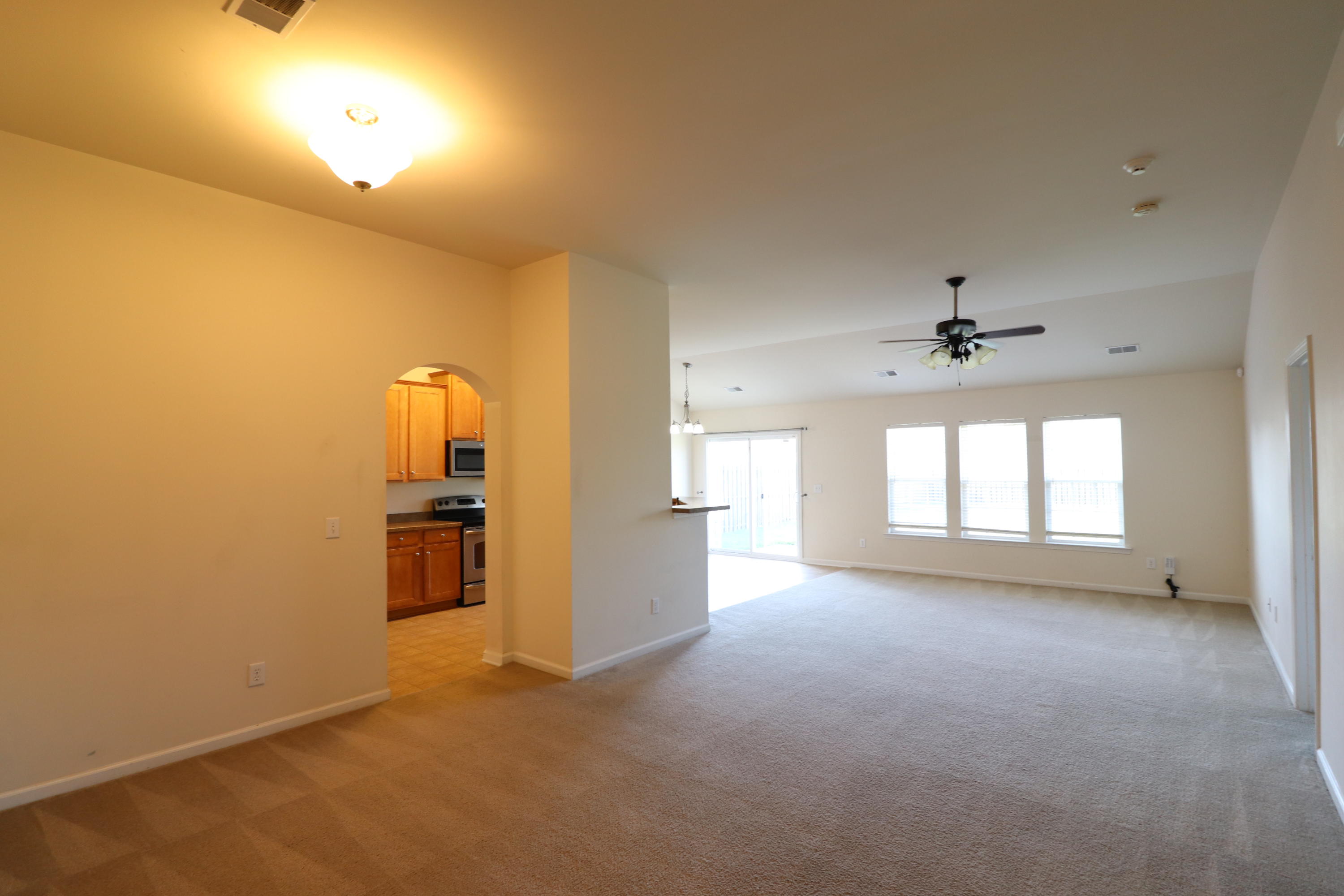 8012 Henderson Road Summerville, SC 29483 - Photo 6 of 23 IMG_0005