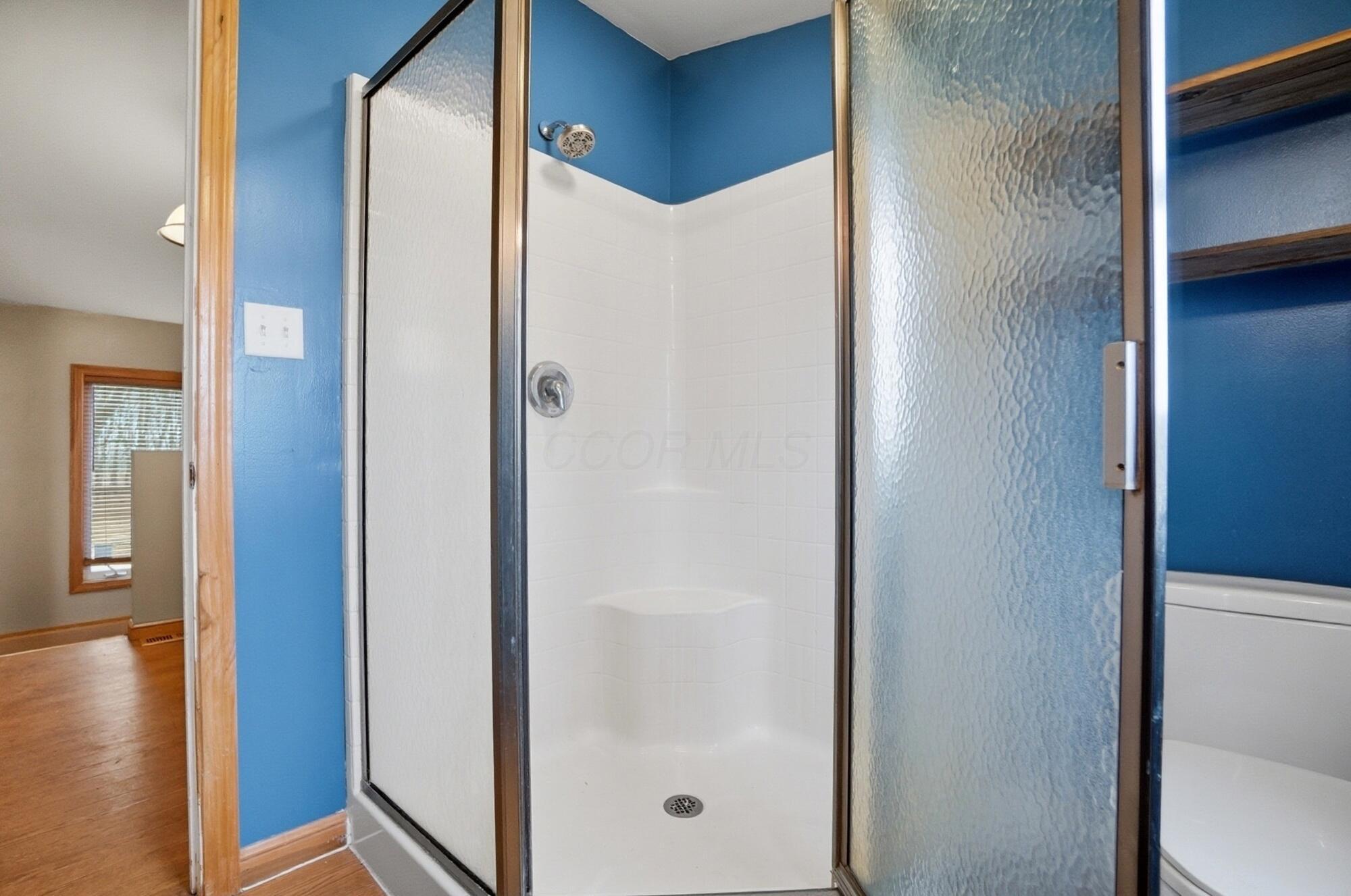 4840 Tschopp Road Northeast Lancaster, OH 43130 - Photo 34 of 58 Full Bath 2 - 4840 Tschopp Road NE, Lancaster, OH 43130