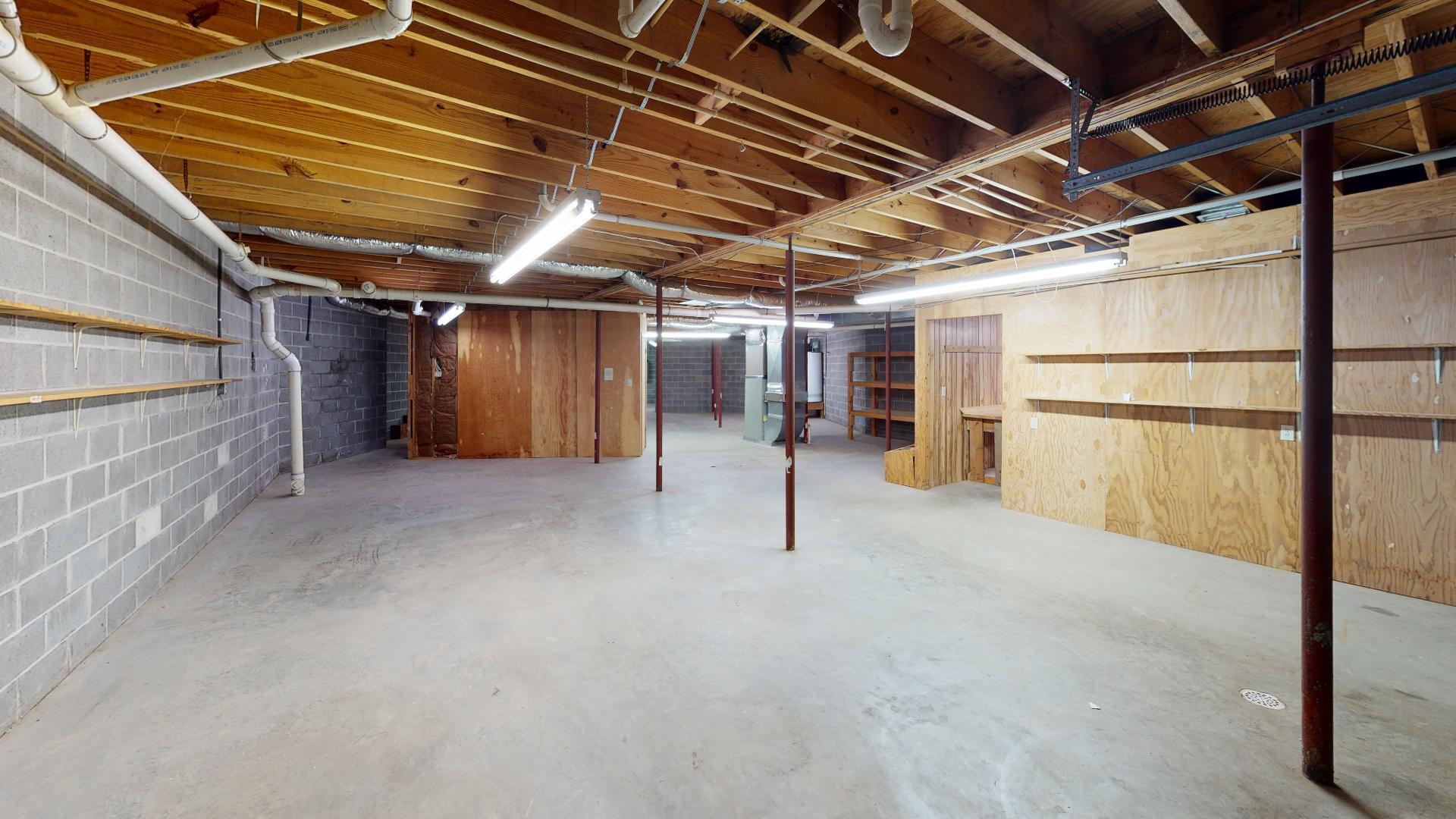 2011 Partridge Road, Unit 27 Cleveland, TN 37312 - Photo 32 of 44 2011-Partridge-Road-Garage