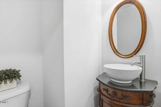 $649,000 | 8713 Stonegate Drive, Raleigh, NC 27615