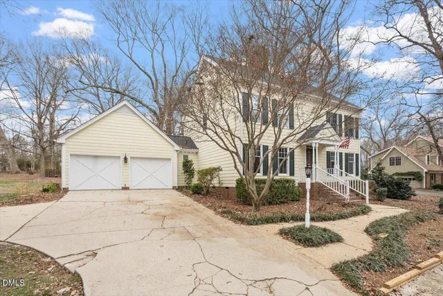 $649,000 | 8713 Stonegate Drive, Raleigh, NC 27615