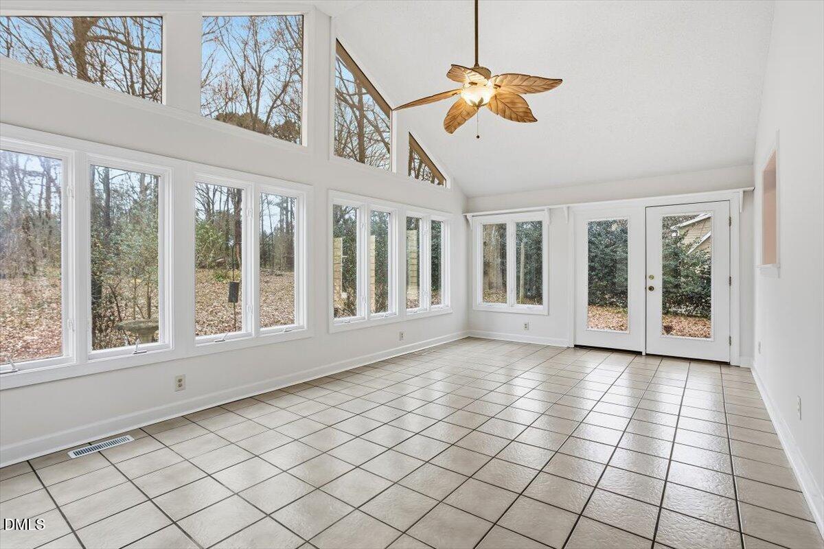 19-8713 Stonegate Dr [2717006]_19