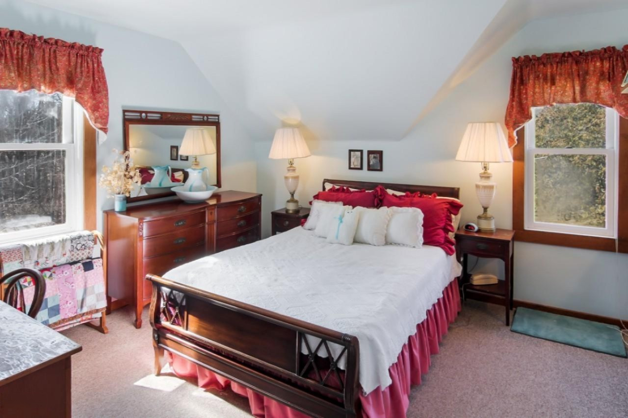 3963 Raymond Road Frankfort, MI 49635 - Photo 33 of 72 IMG_0193-Edit-1280