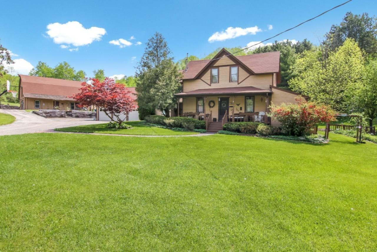 3963 Raymond Road Frankfort, MI 49635 - Photo 5 of 72 IMG_0004-Edit-1280