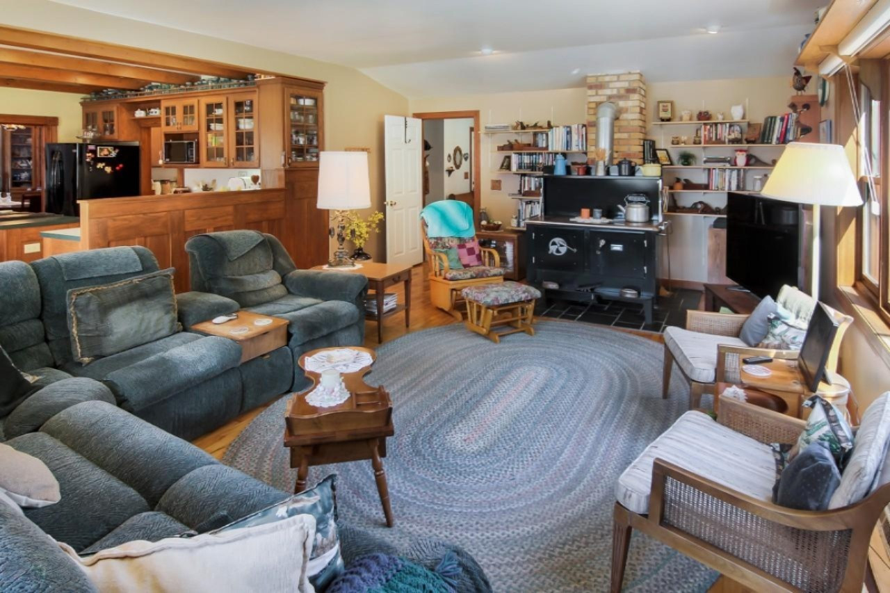3963 Raymond Road Frankfort, MI 49635 - Photo 10 of 72 IMG_0049-Edit-1280