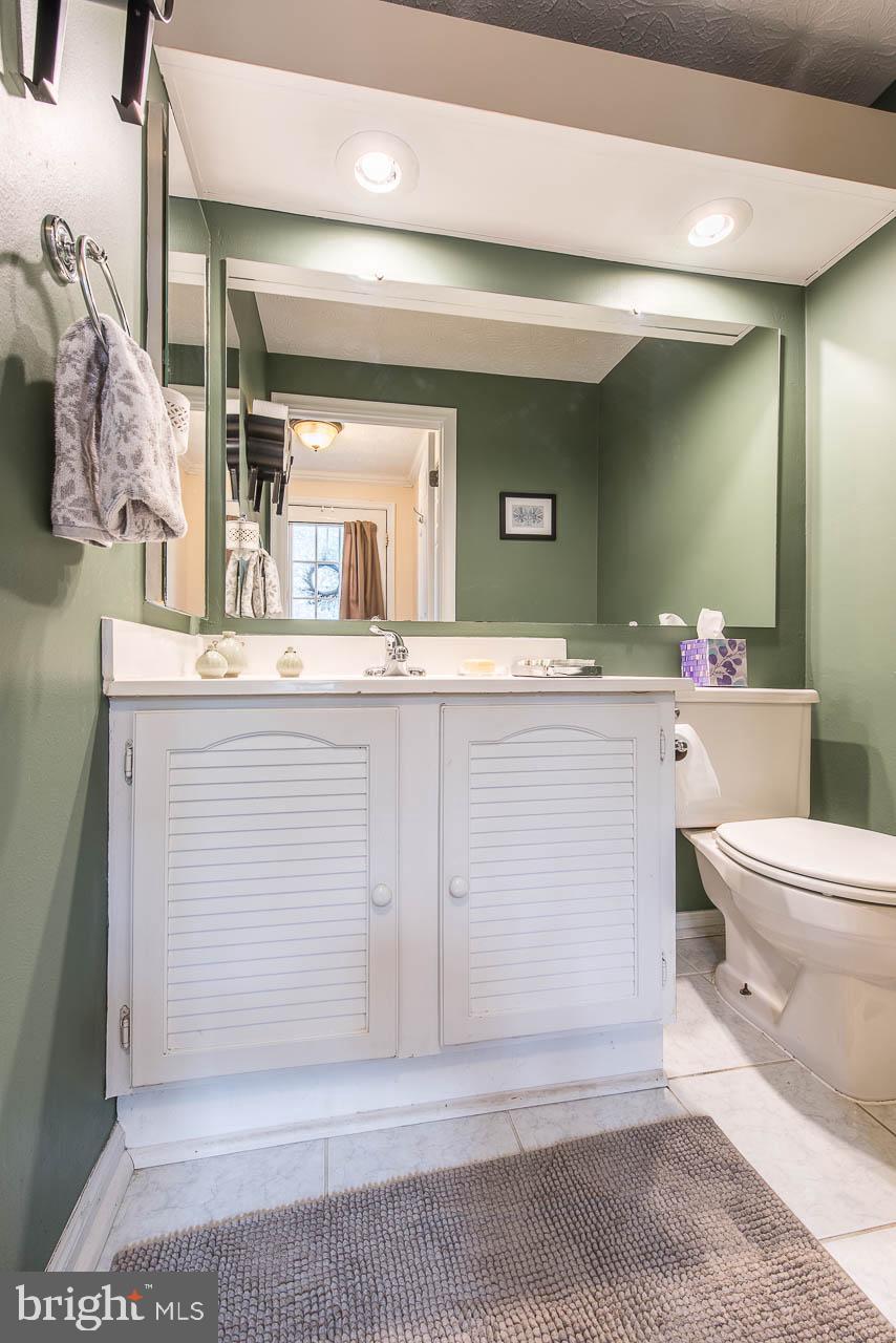 1519 Twisted Oak Drive Reston, VA 20194 - Photo 14 of 72