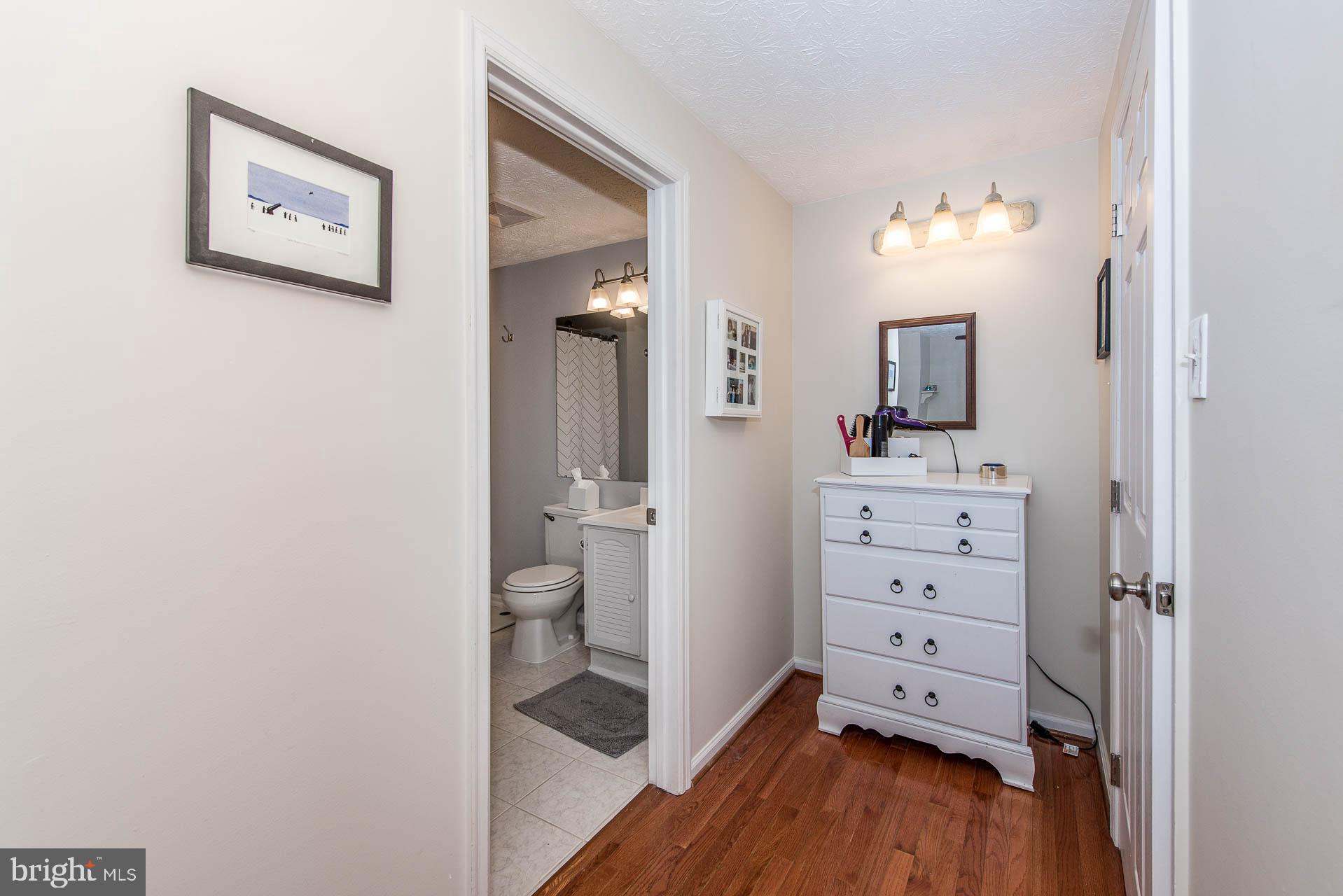 1519 Twisted Oak Drive Reston, VA 20194 - Photo 26 of 72