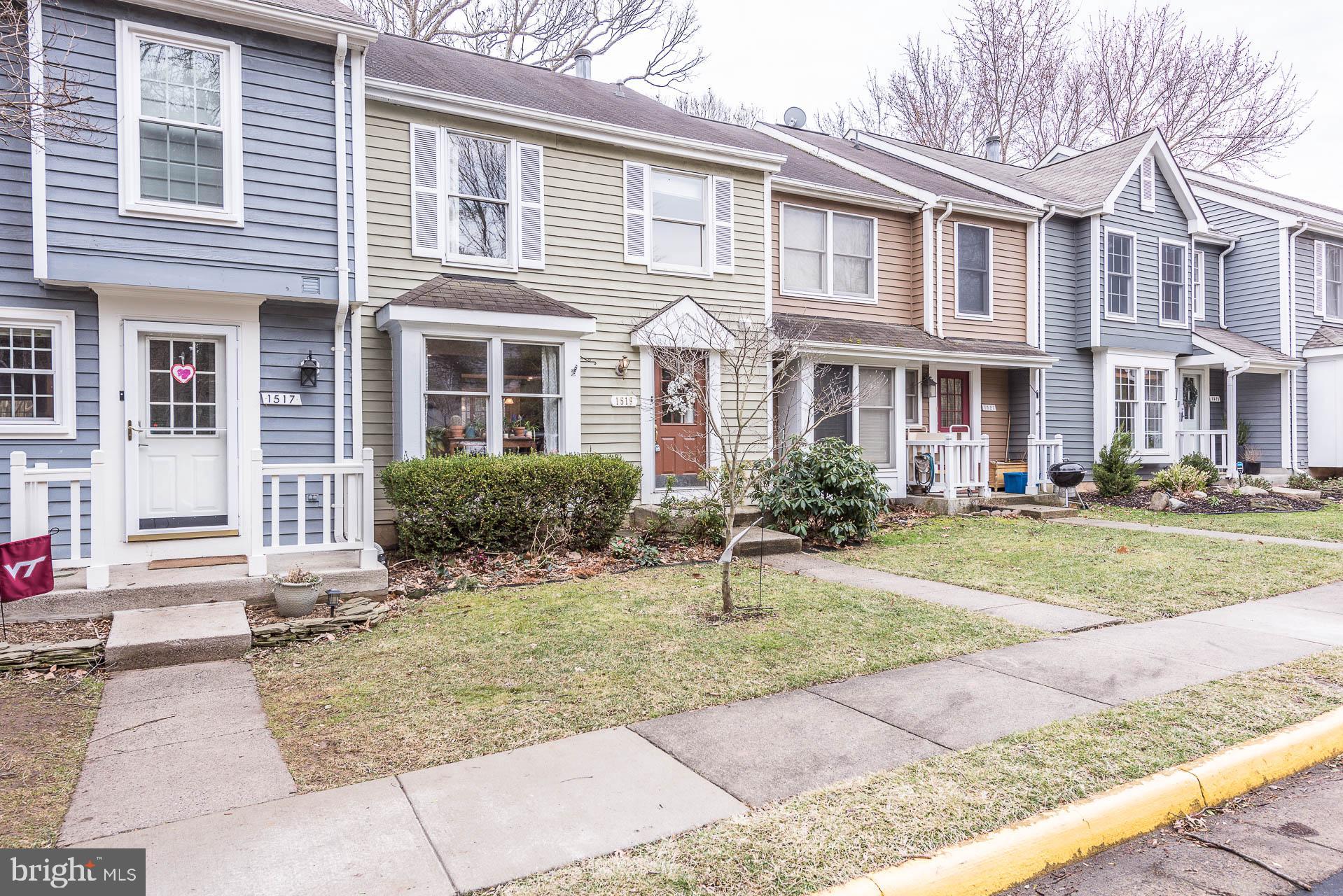 1519 Twisted Oak Drive Reston, VA 20194 - Photo 5 of 72