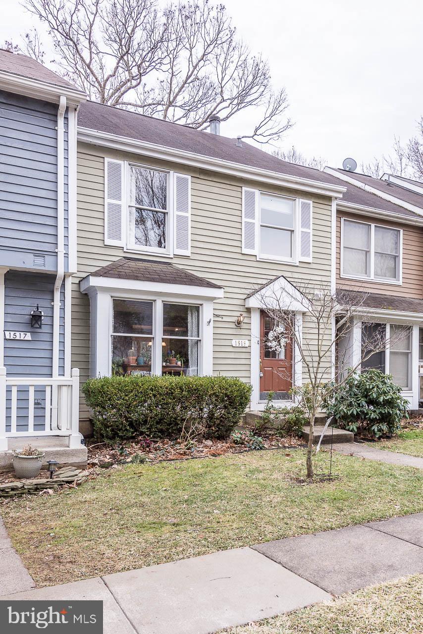 1519 Twisted Oak Drive Reston, VA 20194 - Photo 6 of 72