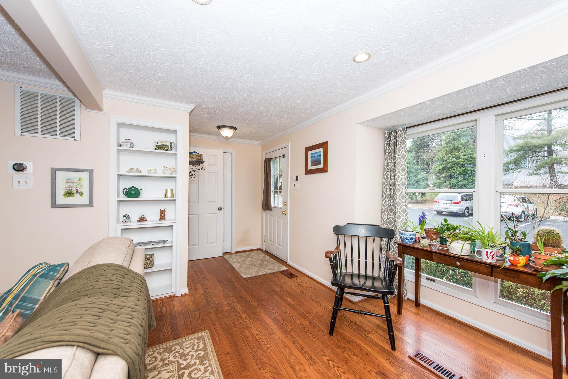 1519 Twisted Oak Drive Reston, VA 20194 - Photo 9 of 72